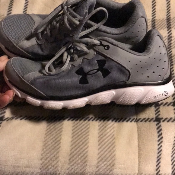 Under armor grey assert 6 running shoes - Picture 3 of 7